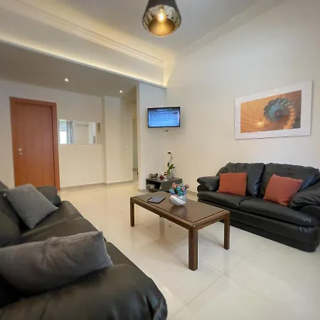 Apartment Veggera Center,petralona Station *