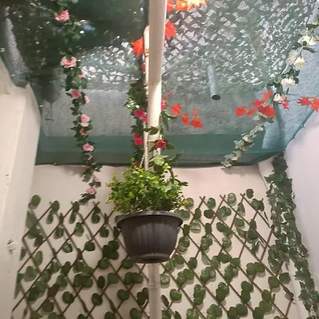 Veggera Center,petralona Station Apartment *